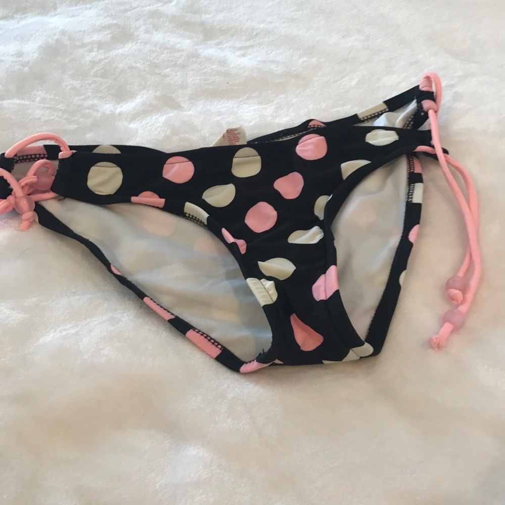 Bikini bottom